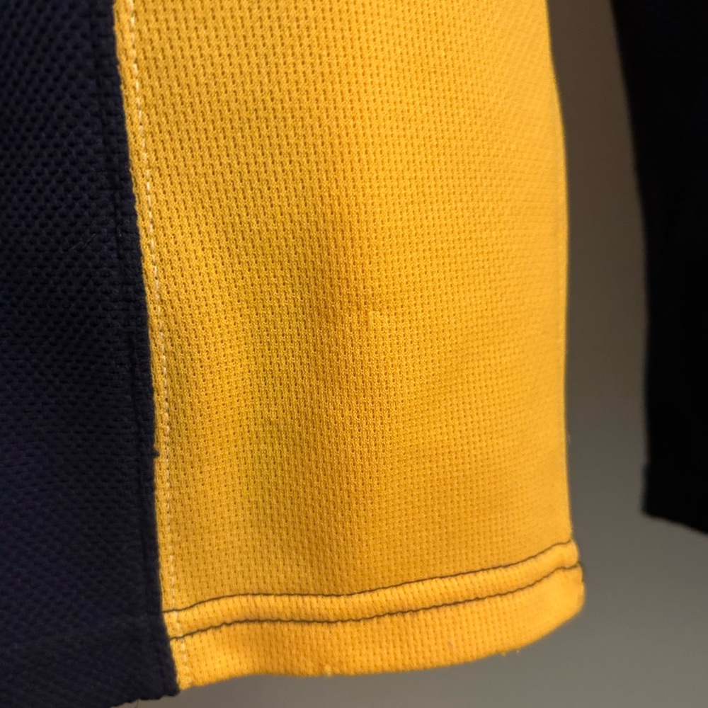 Reebok Buffalo Sabres Navy and Yellow Jersey - Picture 8 of 9